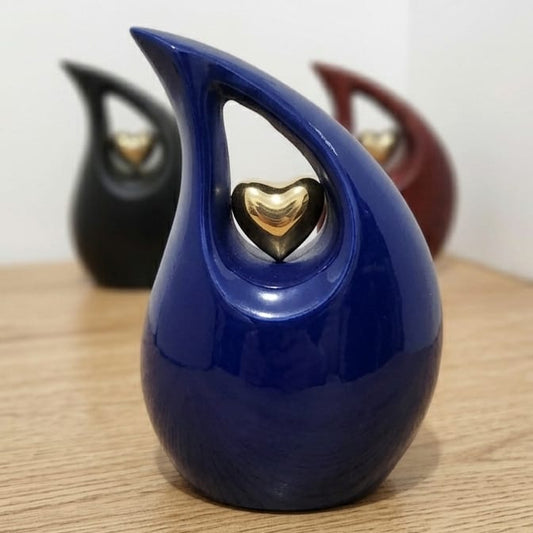 Valora Pet or Adult Ashes Urn-Adult Urn for Ashes-Cremation Urns- The cremation urns for ashes and keepsakes for ashes come in a variety of styles to suit most tastes, decor and different volumes of funeral ashes.