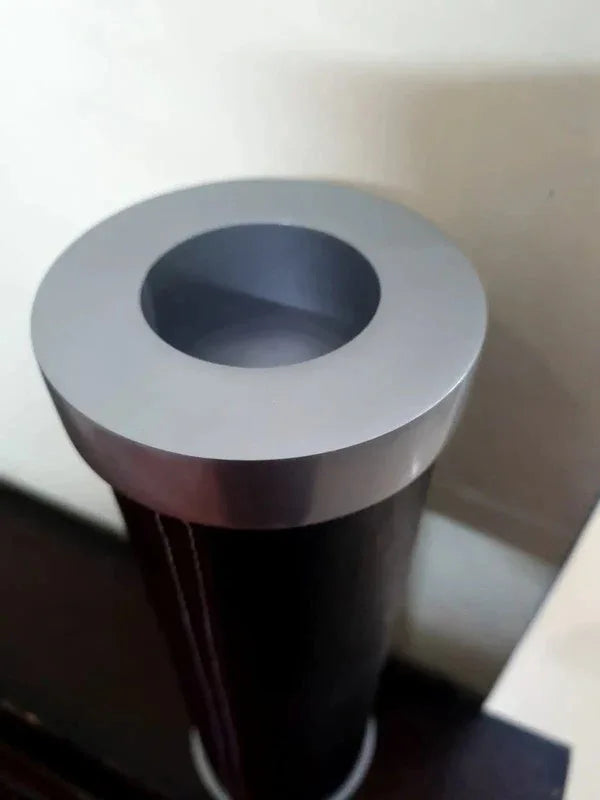 Baiser Adult Ashes Urn-Adult Urn for Ashes-Cremation Urns- The cremation urns for ashes and keepsakes for ashes come in a variety of styles to suit most tastes, decor and different volumes of funeral ashes.