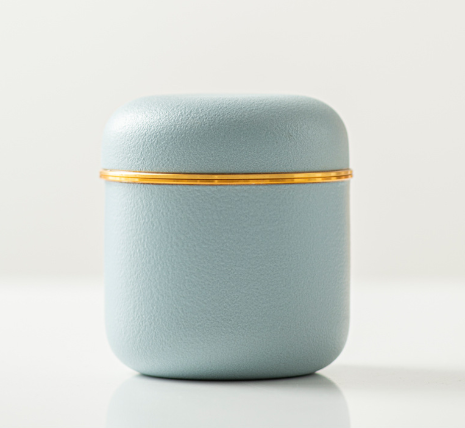 Riposare Pet or Keepsake Ashes Urn-Pet Urn for Ashes-Cremation Urns- The cremation urns for ashes and keepsakes for ashes come in a variety of styles to suit most tastes, decor and different volumes of funeral ashes.