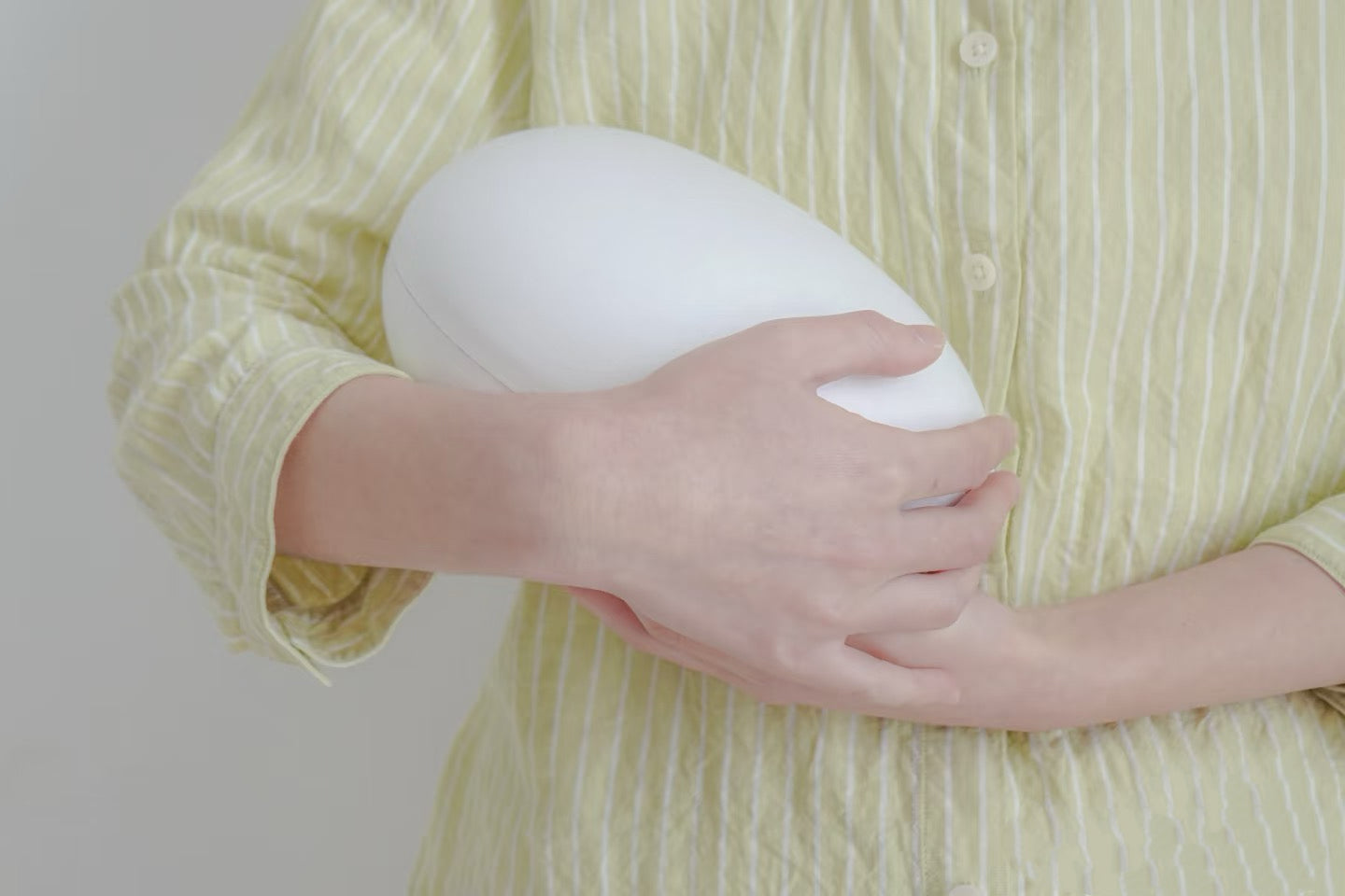 Verdina Biodegradable Pet Seed Urn-Pet Urn for Ashes-Cremation Urns- The cremation urns for ashes and keepsakes for ashes come in a variety of styles to suit most tastes, decor and different volumes of funeral ashes.