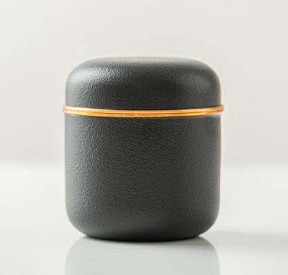 Riposare Pet or Keepsake Ashes Urn-Pet Urn for Ashes-Cremation Urns- The cremation urns for ashes and keepsakes for ashes come in a variety of styles to suit most tastes, decor and different volumes of funeral ashes.