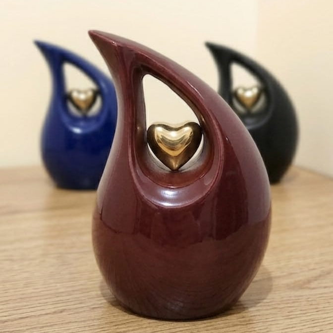 Valora Pet or Adult Ashes Urn-Adult Urn for Ashes-Cremation Urns- The cremation urns for ashes and keepsakes for ashes come in a variety of styles to suit most tastes, decor and different volumes of funeral ashes.