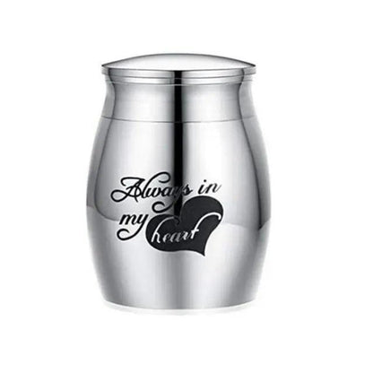 Cuore Keepsake Small Ashes Urn-Pet Urn for Ashes-Cremation Urns- The cremation urns for ashes and keepsakes for ashes come in a variety of styles to suit most tastes, decor and different volumes of funeral ashes.