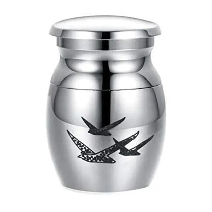 Cuore Keepsake Small Ashes Urn-Pet Urn for Ashes-Cremation Urns- The cremation urns for ashes and keepsakes for ashes come in a variety of styles to suit most tastes, decor and different volumes of funeral ashes.